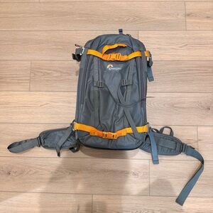 Lowepro Whistler BP 450 AW Camera Backpack
